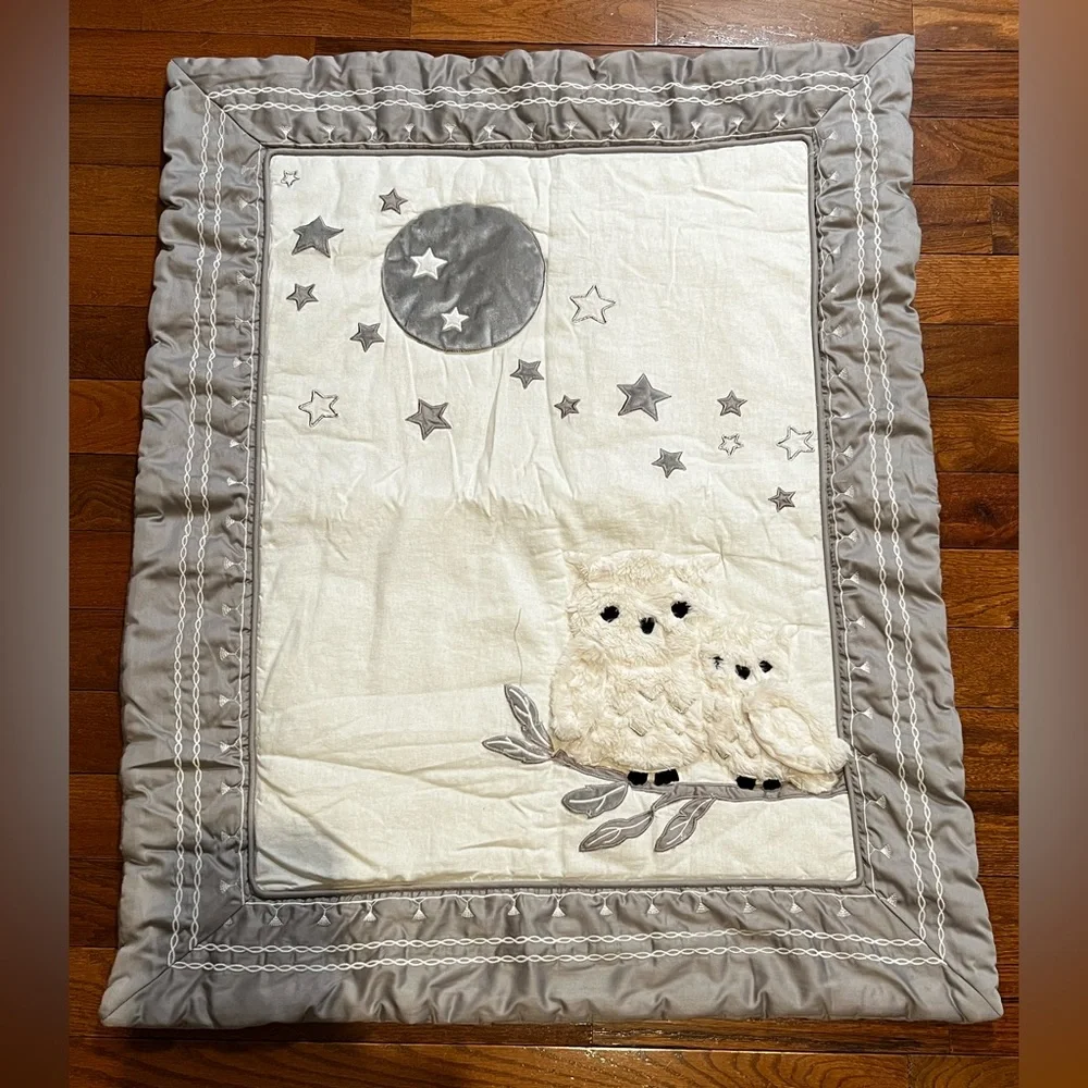 Lambs & Ivy Luna Celestial Owl Crib Comforter White Grey Excellent Condition